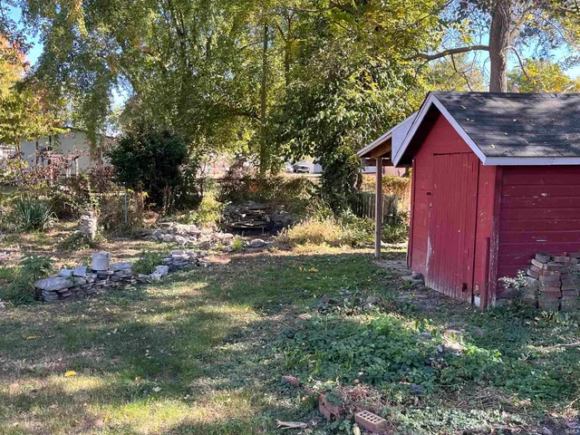 $84,500 | 104 North Davis Street, Walton, IN 46994