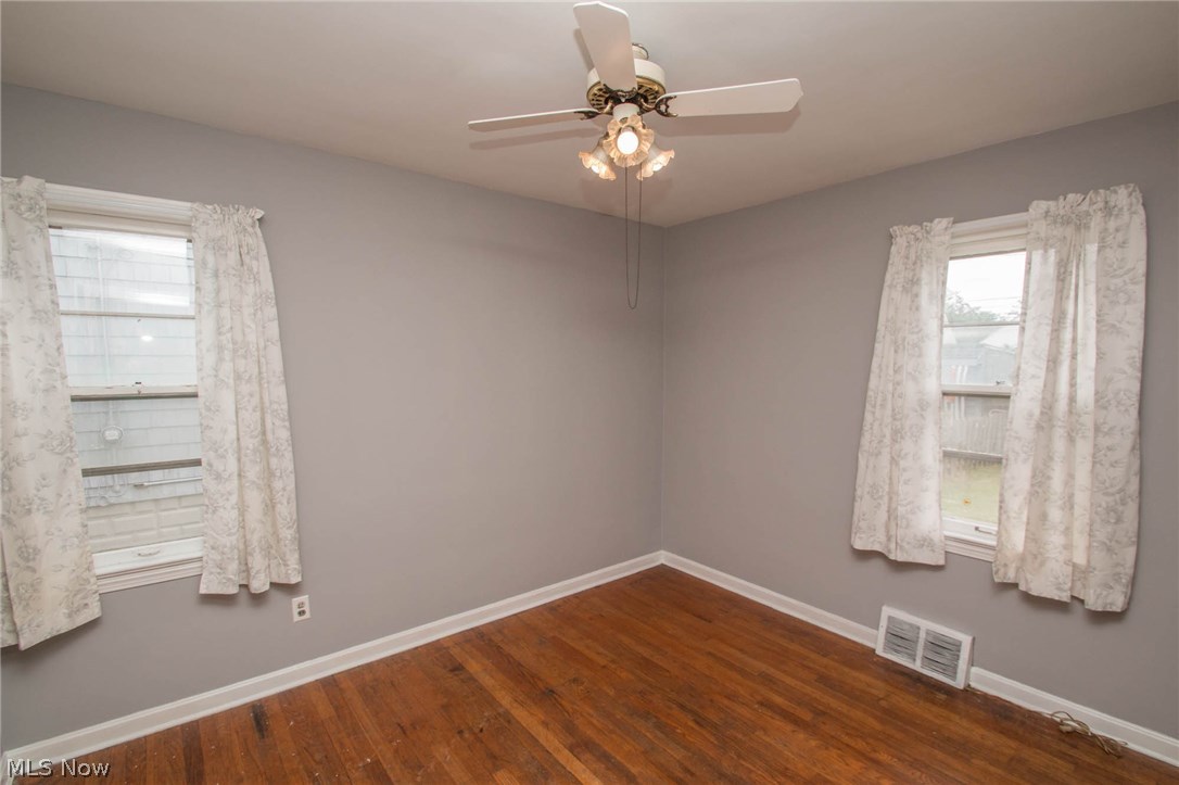12820 Littleton Road Cleveland, OH 44125 - Photo 16 of 26