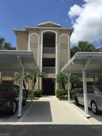 $1,975 | 2740 Cypress Trace Circle, Unit 2738, Naples, FL 34119