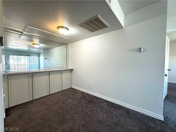 $1,200 | 8070 West Russell Road, Unit 2055, Las Vegas, NV 89113