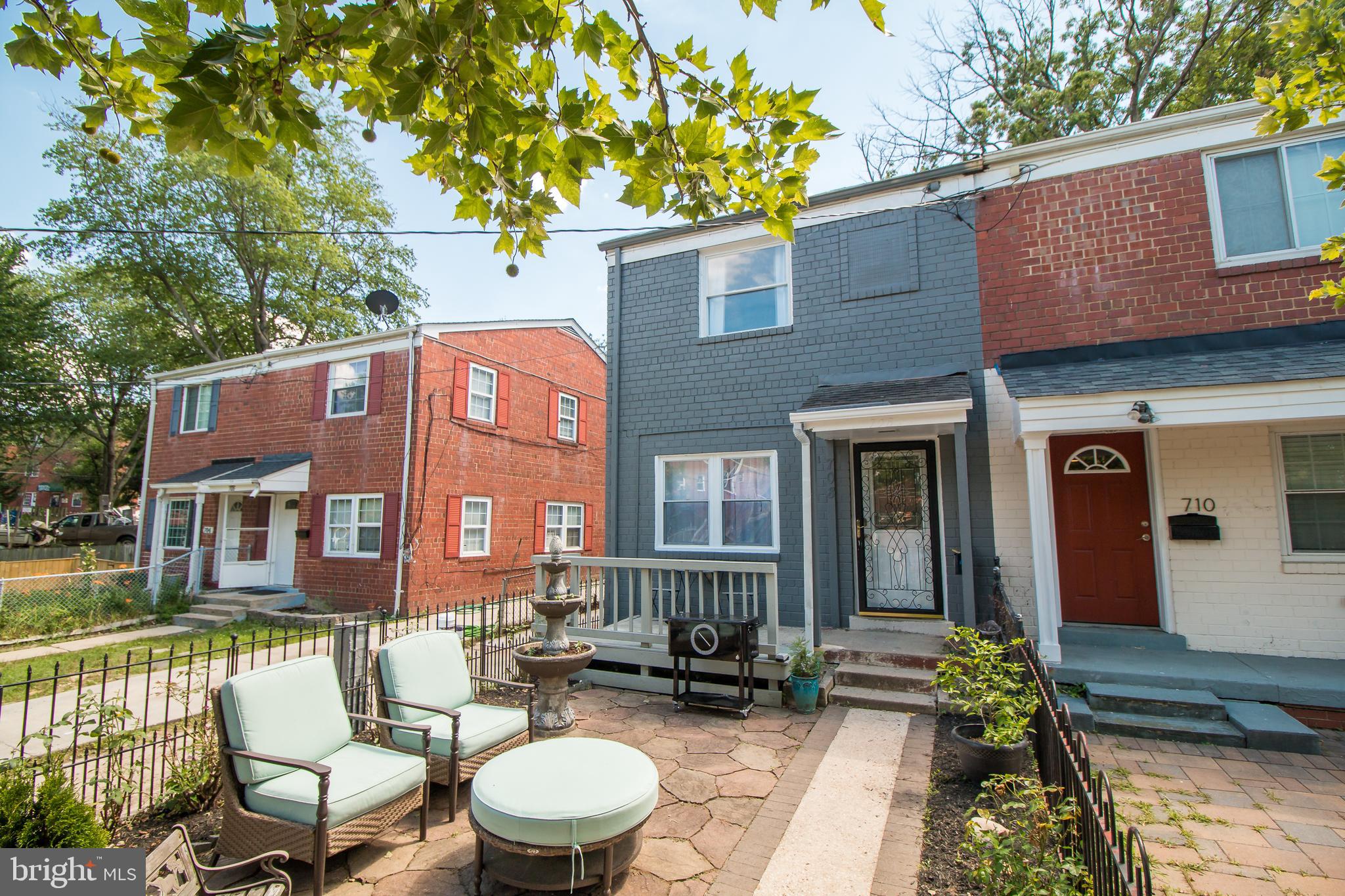 708 Four Mile Road Alexandria, VA 22305 - Photo 1 of 19 Welcome Home!