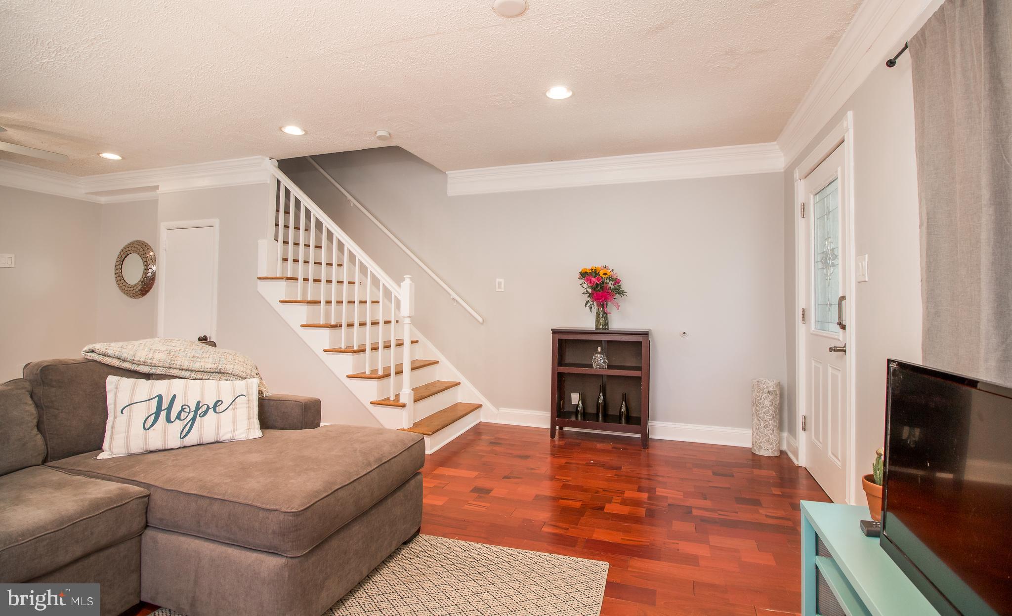 708 Four Mile Road Alexandria, VA 22305 - Photo 3 of 19 Hardwood floors throughout.