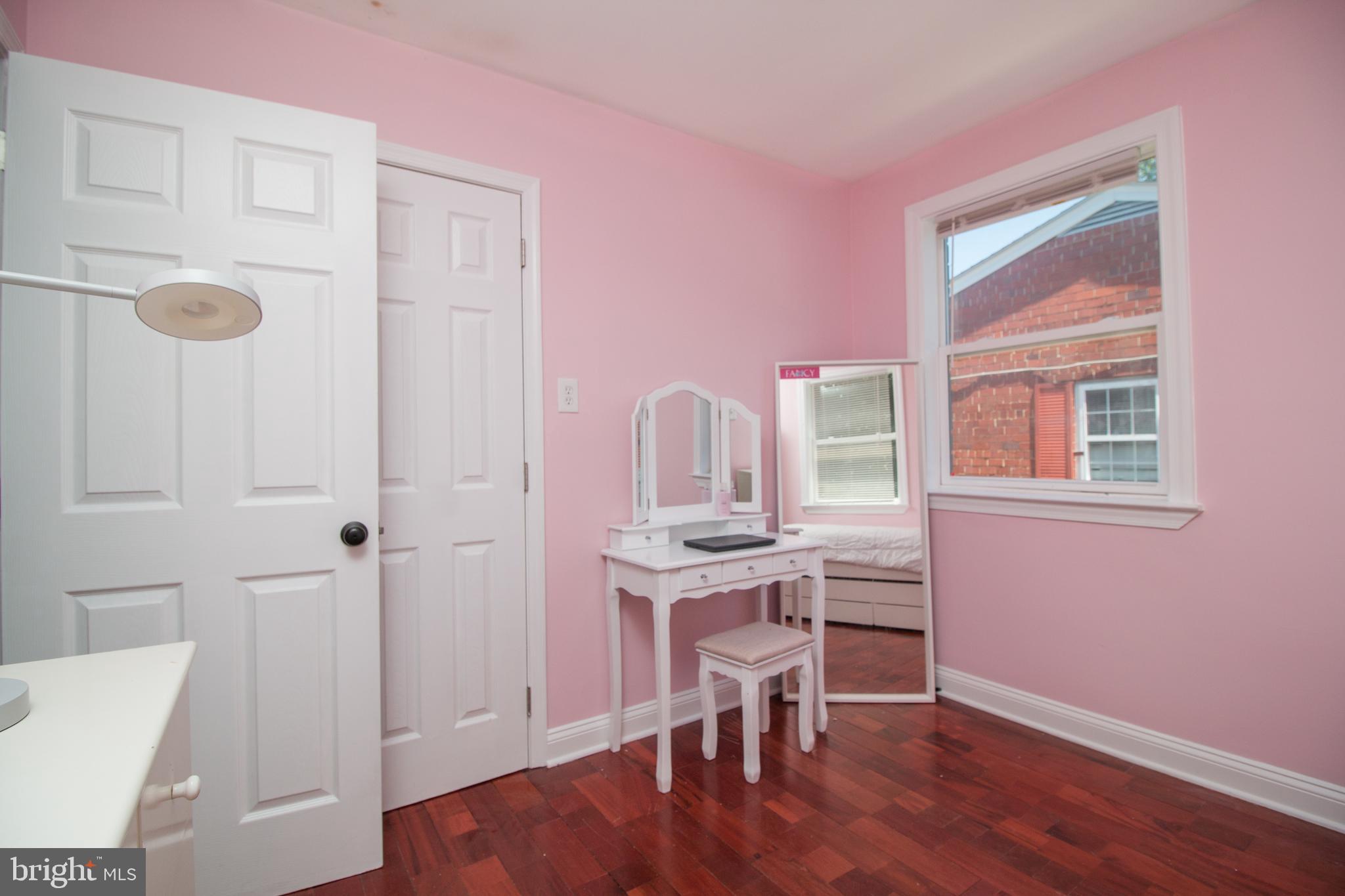 708 Four Mile Road Alexandria, VA 22305 - Photo 9 of 19 Bedroom #2
