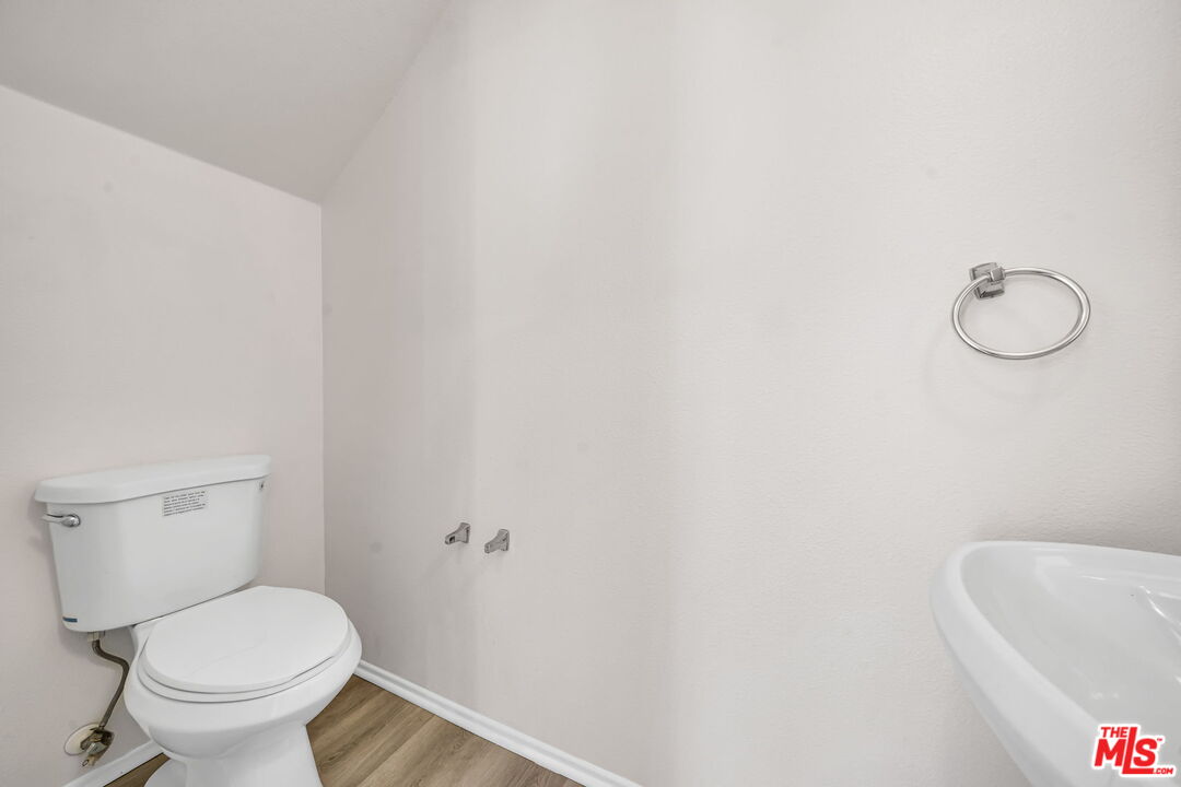 820 West Compton Boulevard, Unit 17 Compton, CA 90220 - Photo 18 of 50