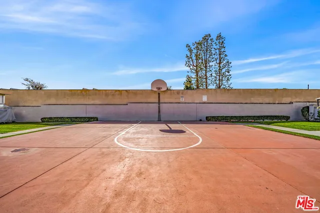 $509,000 | 820 West Compton Boulevard, Unit 17, Compton, CA 90220