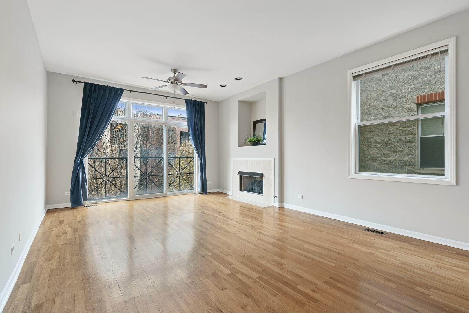 2127 West Rice Street, Unit 3E Chicago, IL 60622 - Photo 3 of 14