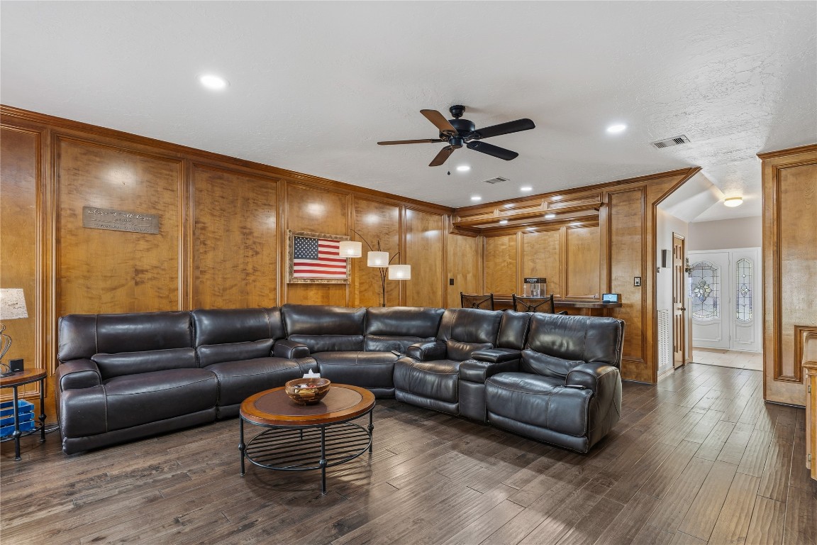 6618 Wimbledon Trail Road Spring, TX 77379 - Photo 19 of 43