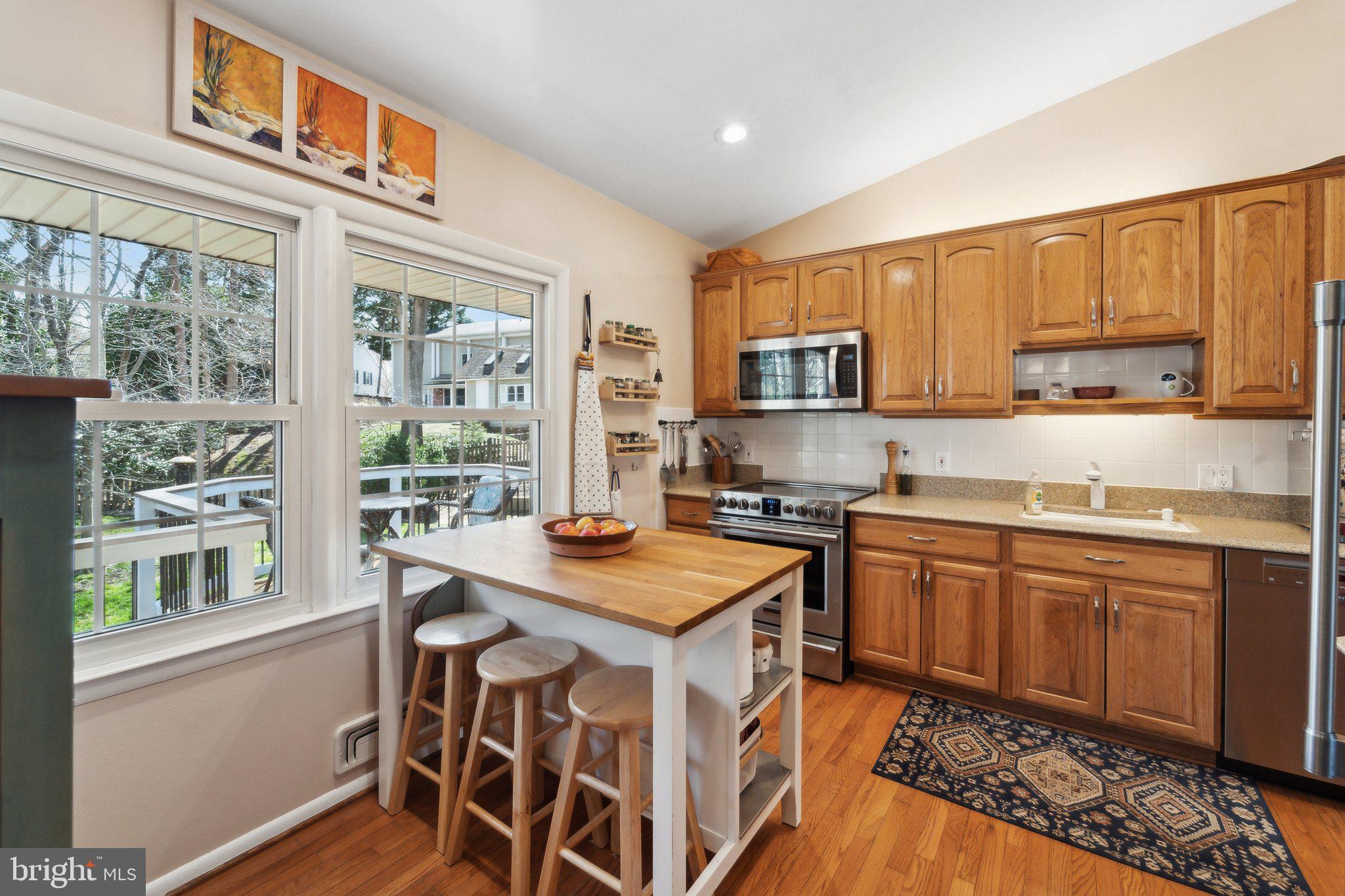 8711 Bradgate Road Alexandria, VA 22308 - Photo 8 of 42 Gallery Image 8