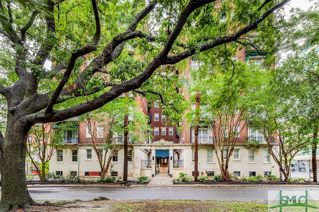 24 East Liberty Unit 83 73