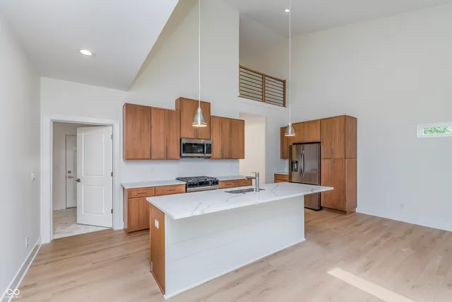 $499,900 | 5866 Harbourtown Drive, Noblesville, IN 46062