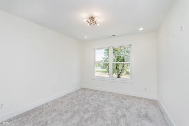 $499,900 | 5866 Harbourtown Drive, Noblesville, IN 46062