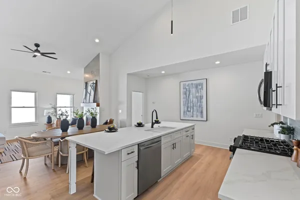 $520,000 | 5866 Harbourtown Drive, Noblesville, IN 46062