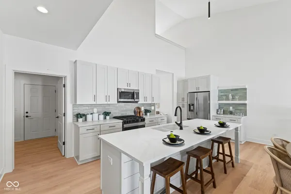 $520,000 | 5866 Harbourtown Drive, Noblesville, IN 46062