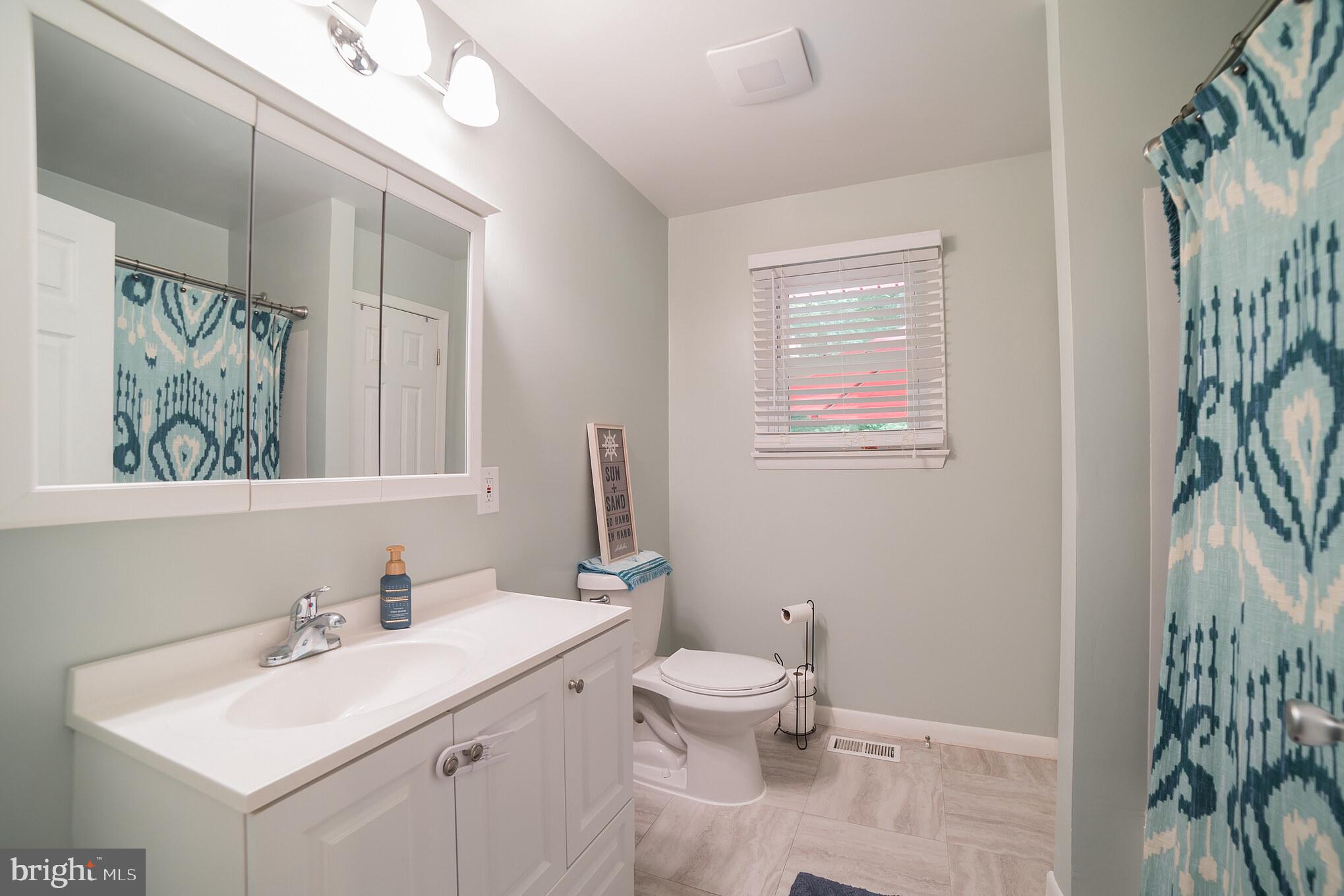 13007 Harford Road Hydes, MD 21082 - Photo 26 of 36 Bathroom
