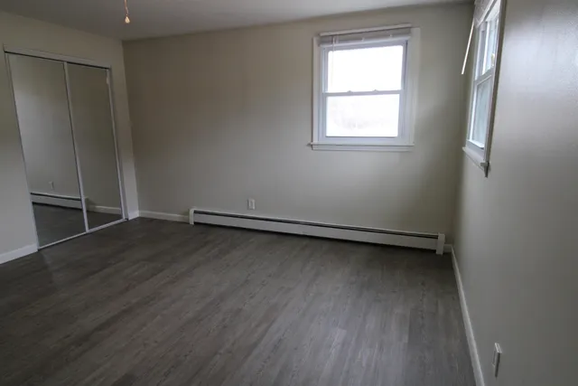 $2,200 | 4 Monroe Drive, Hudson, NH 03051