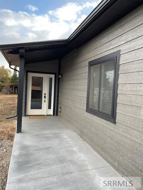 804 Cleveland Avenue Salmon, ID 83467 - Photo 19 of 28 Front entrance