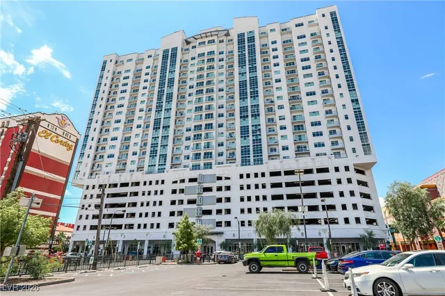 $2,250 | 150 South Las Vegas Boulevard, Unit 1716, Las Vegas, NV 89101