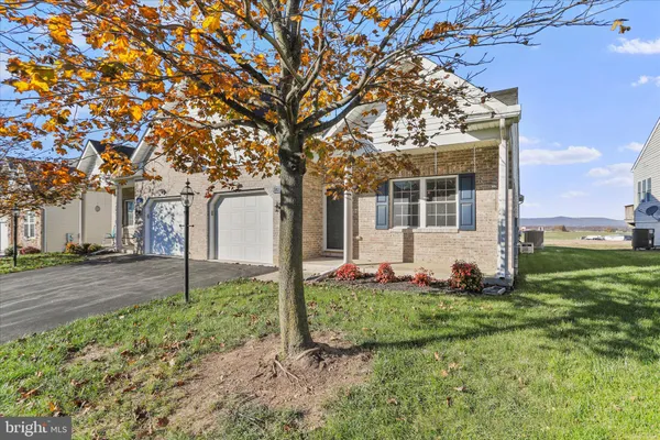 $319,900 | 14222 Shelby Circle, Hagerstown, MD 21740