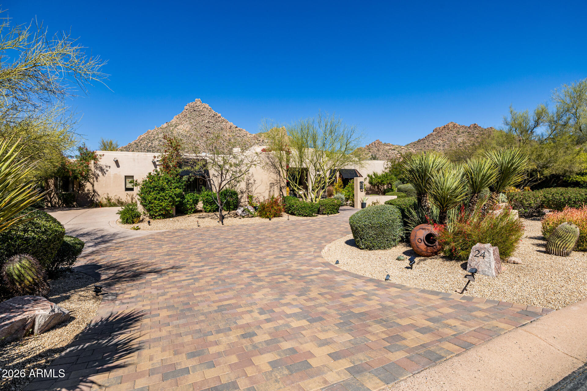 10801 East Happy Valley Road, Unit 24 Scottsdale, AZ 85255 - Photo 35 of 35 a view of a backyard of the house