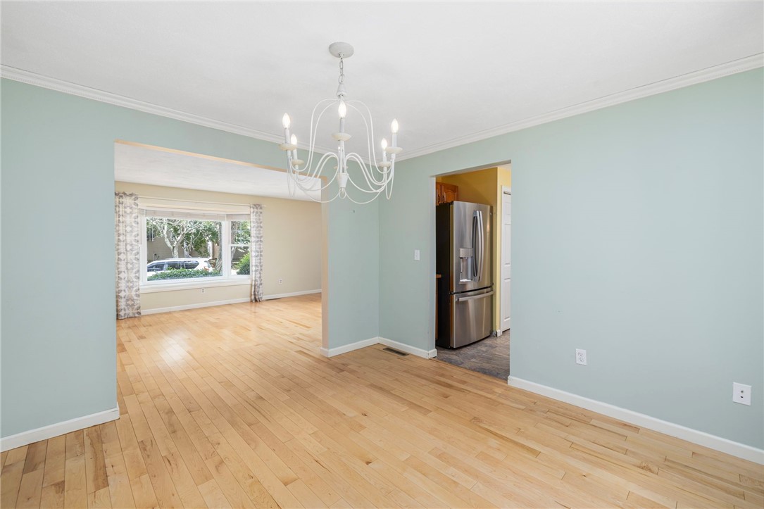 341 Sumner Avenue Warwick, RI 02888 - Photo 12 of 50