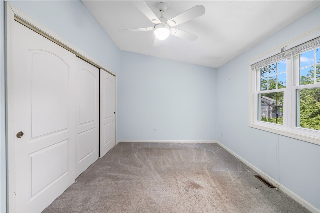 341 Sumner Avenue Warwick, RI 02888 - Photo 22 of 50