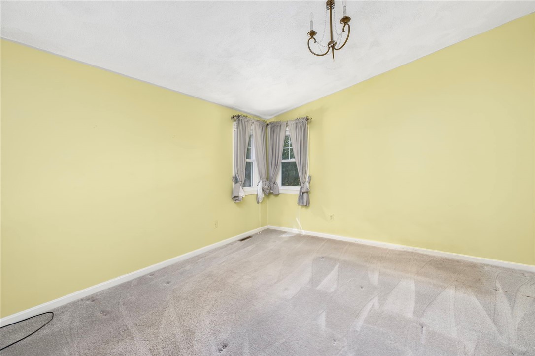 341 Sumner Avenue Warwick, RI 02888 - Photo 29 of 50