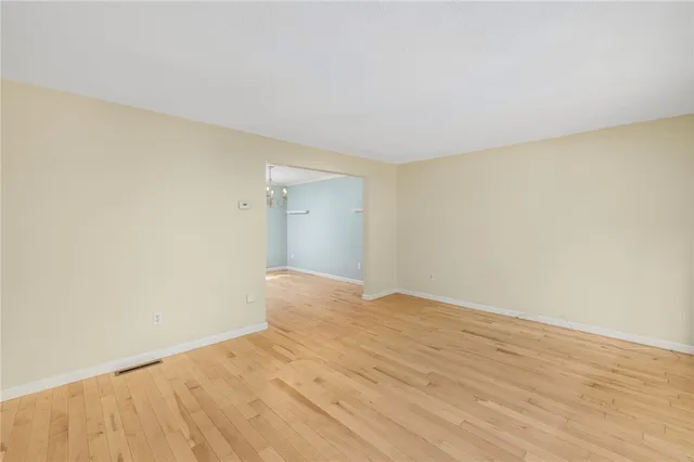 $469,900 | 341 Sumner Avenue, Warwick, RI 02888