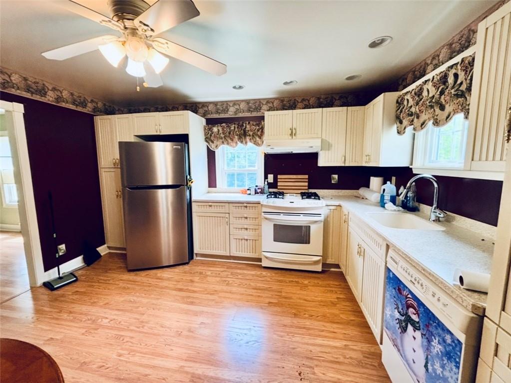 61 McMichael Road Carnegie, PA 15106 - Photo 4 of 17