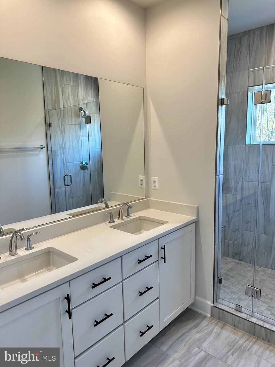 5239 Ridgeview Retreat Drive Chantilly, VA 20151 - Photo 11 of 16