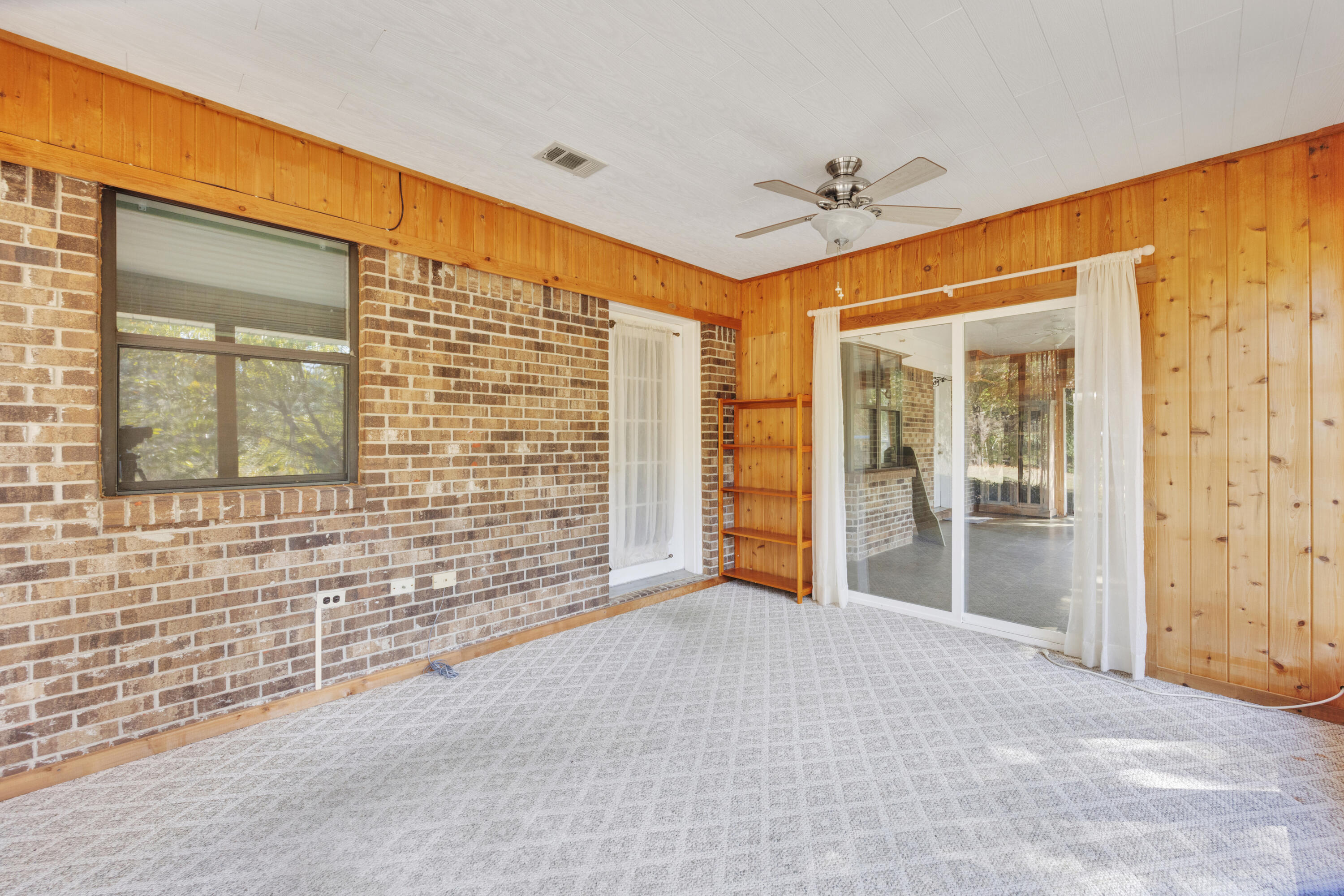 2540 Taylor Road Crestview, FL 32536 - Photo 38 of 75 39-39