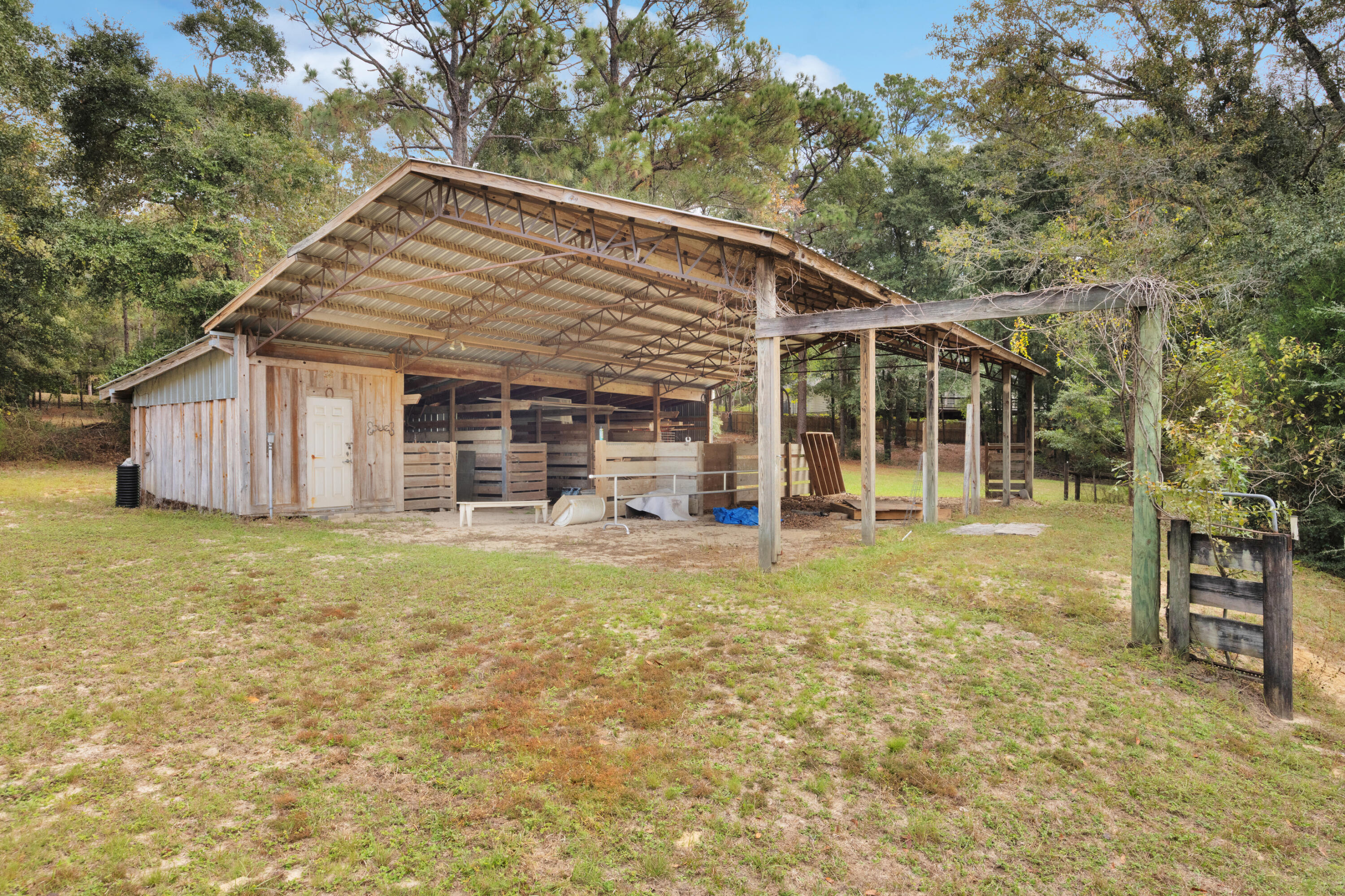 2540 Taylor Road Crestview, FL 32536 - Photo 58 of 75 60-60