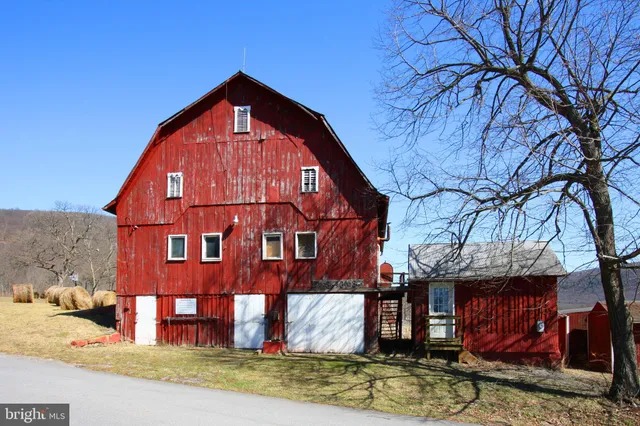 $799,900 | 444 Plessinger Road, Warfordsburg, PA 17267