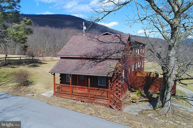 $799,900 | 444 Plessinger Road, Warfordsburg, PA 17267