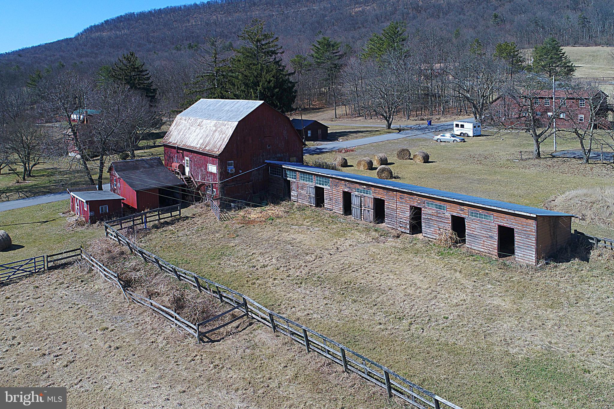 444 Plessinger Road Warfordsburg, PA 17267 - Photo 10 of 139 Horse Stalls