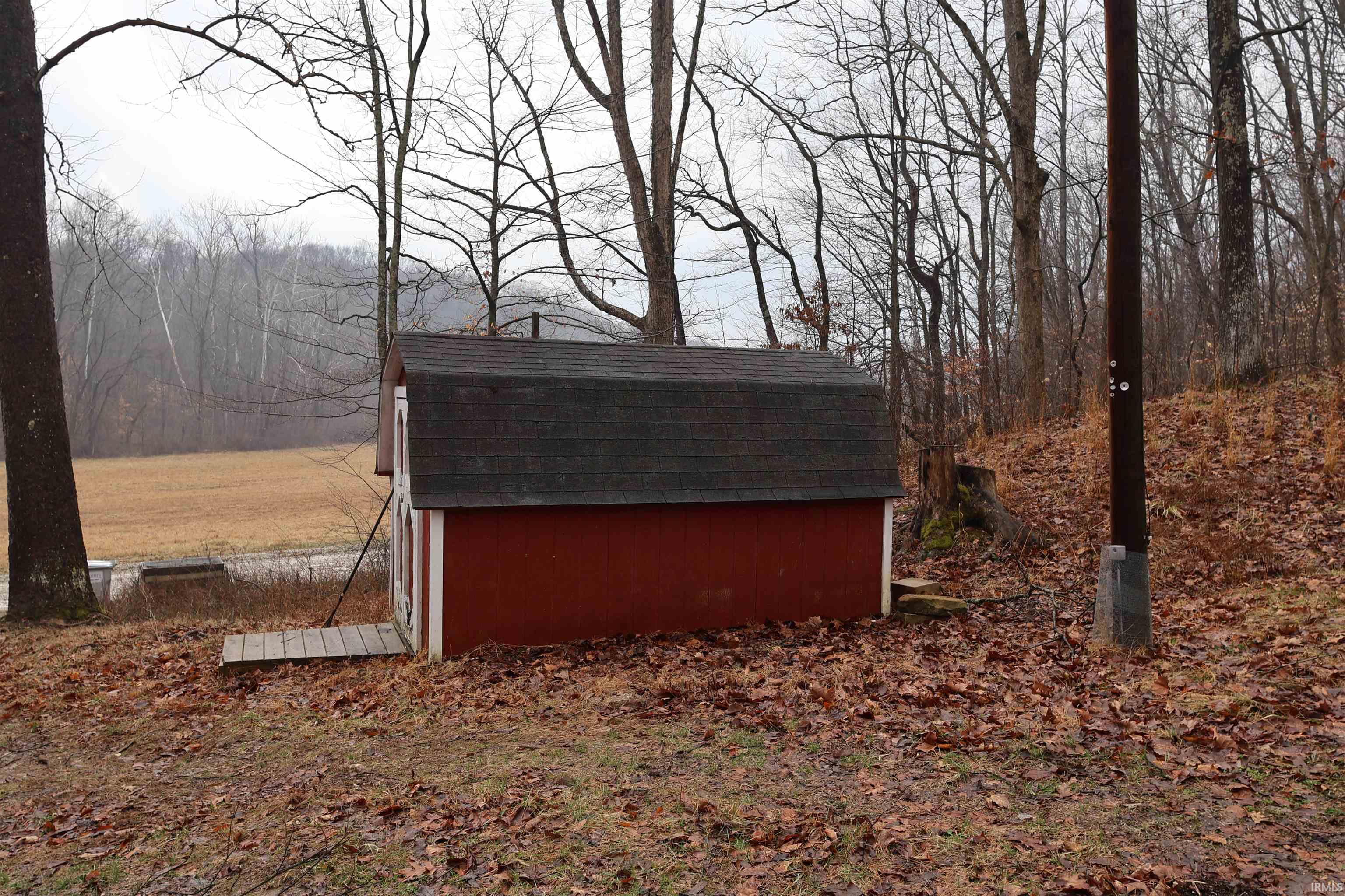 5689 East Bland Road Bloomfield, IN 47424 - Photo 11 of 33