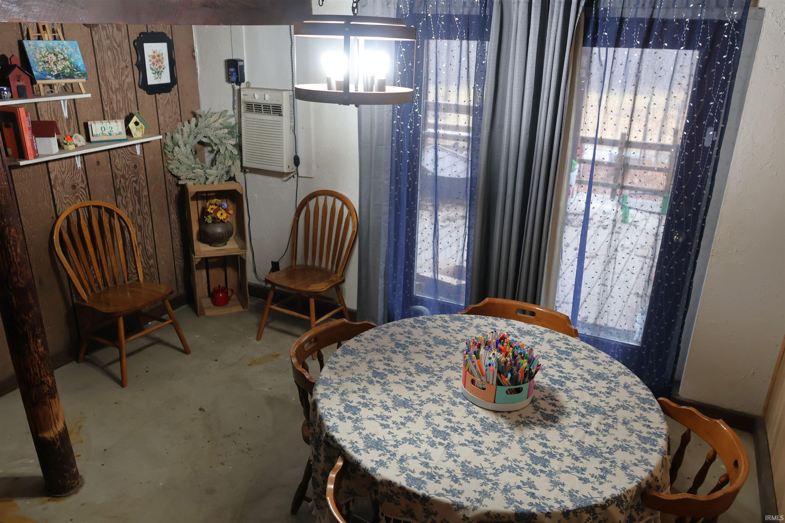 5689 East Bland Road Bloomfield, IN 47424 - Photo 2 of 33