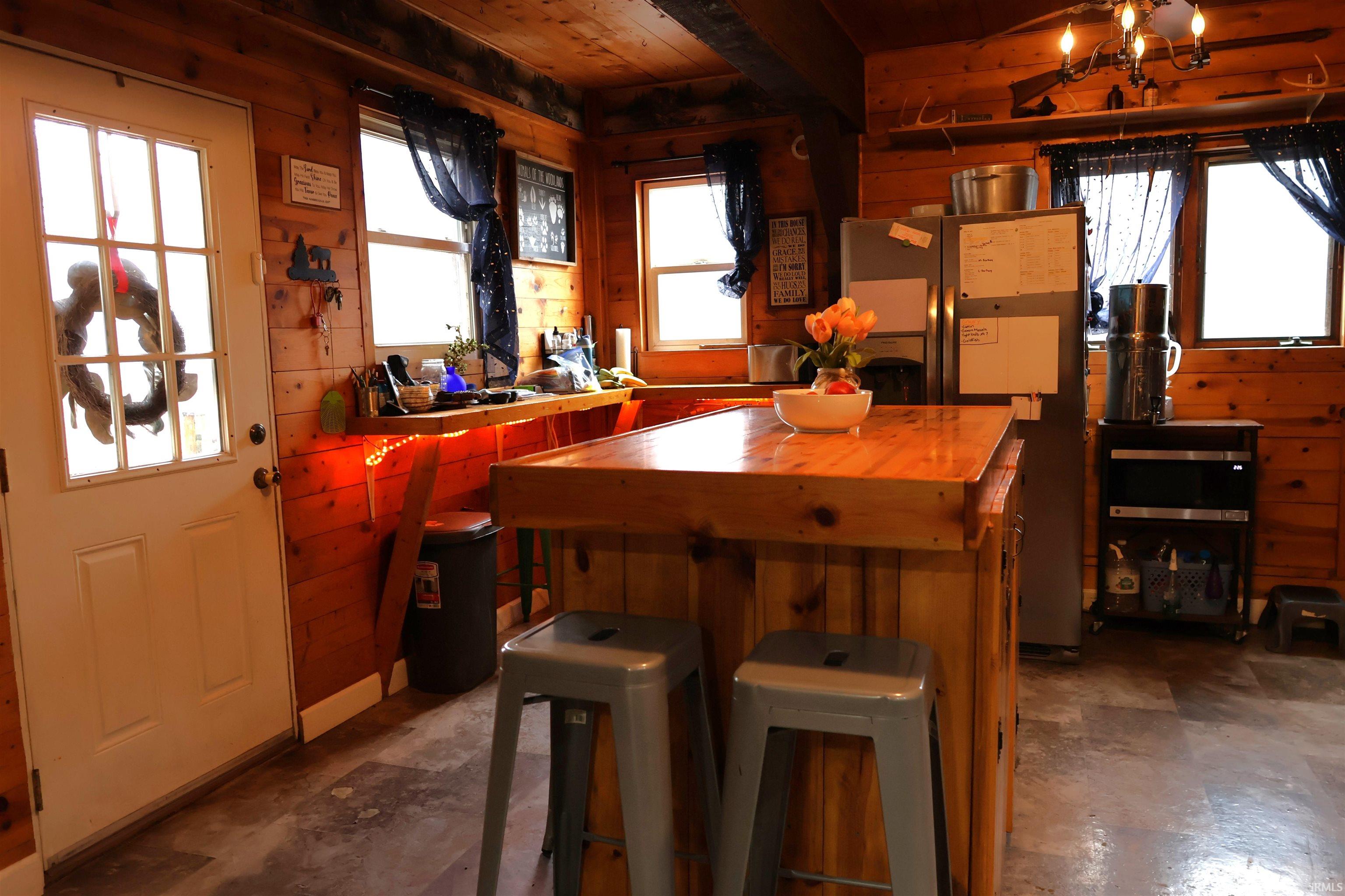 5689 East Bland Road Bloomfield, IN 47424 - Photo 4 of 33