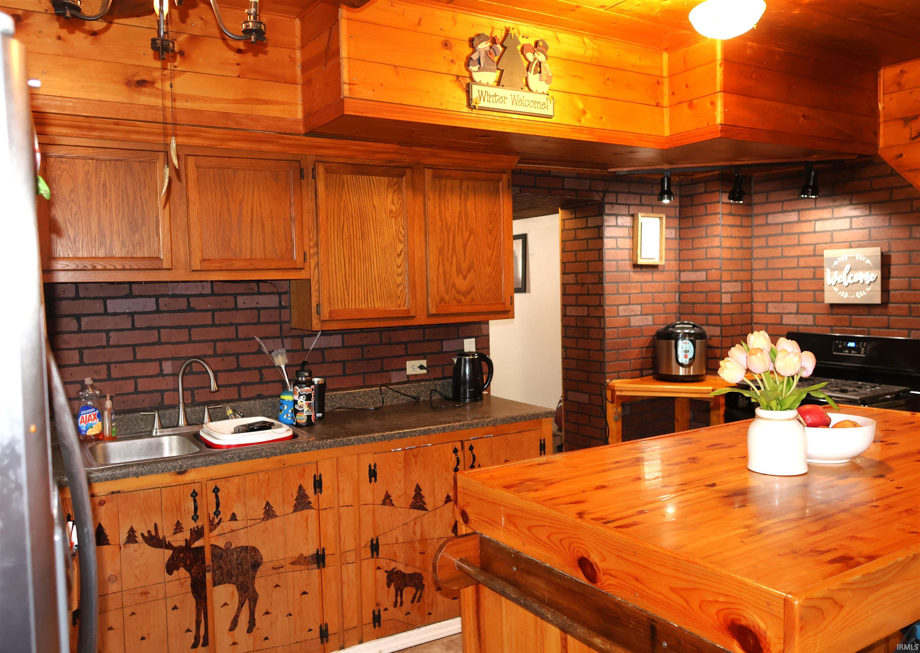 5689 East Bland Road Bloomfield, IN 47424 - Photo 5 of 33