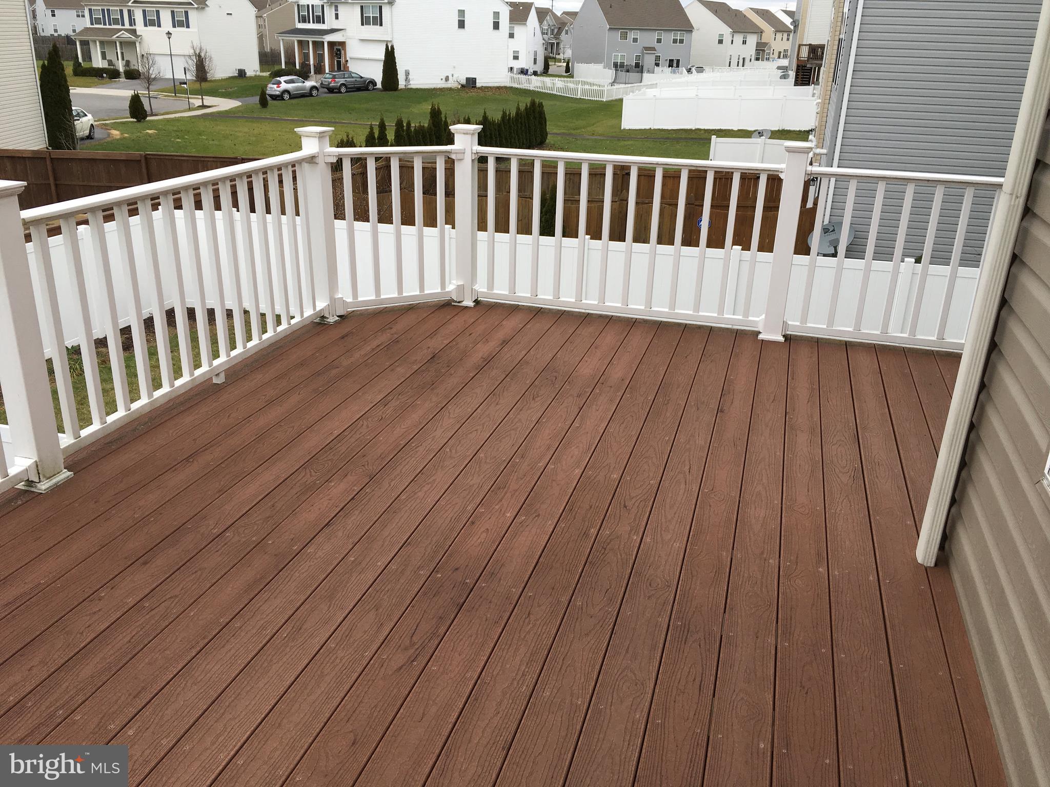 12948 Yellow Jacket Road Hagerstown, MD 21740 - Photo 11 of 29 Deck