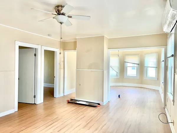 $1,800 | 155 Whitman Street, Unit 2, New Bedford, MA 02745