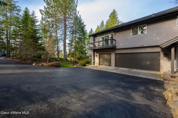 $1,385,000 | 2885 East Point Hayden Drive, Hayden Lake, ID 83835