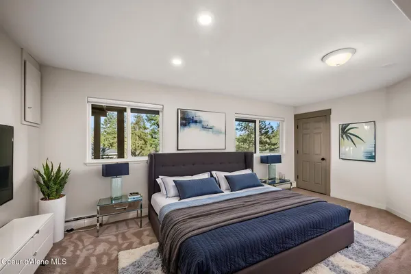 $1,385,000 | 2885 East Point Hayden Drive, Hayden Lake, ID 83835