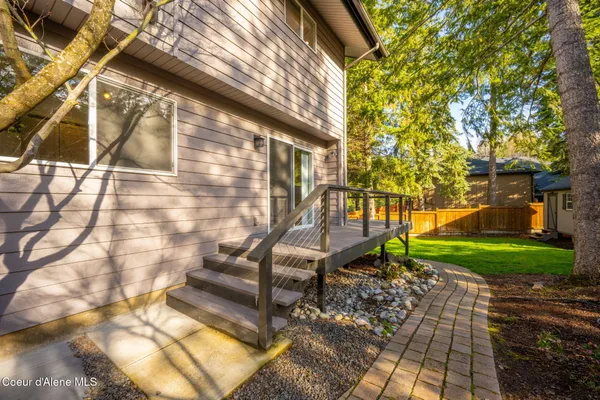 $1,385,000 | 2885 East Point Hayden Drive, Hayden Lake, ID 83835