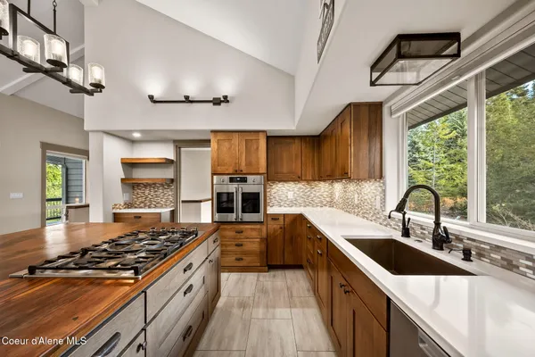 $1,385,000 | 2885 East Point Hayden Drive, Hayden Lake, ID 83835