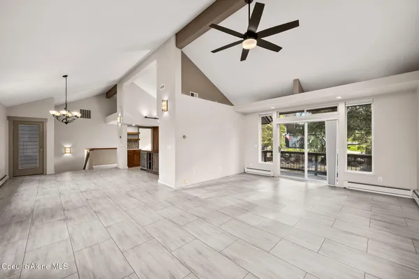 $1,385,000 | 2885 East Point Hayden Drive, Hayden Lake, ID 83835