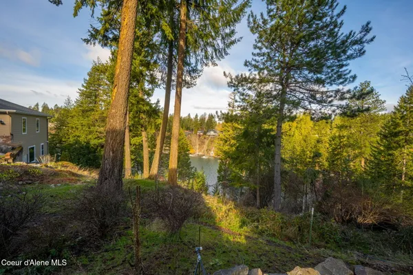 $1,385,000 | 2885 East Point Hayden Drive, Hayden Lake, ID 83835