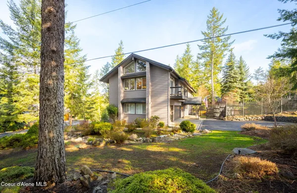 $1,385,000 | 2885 East Point Hayden Drive, Hayden Lake, ID 83835