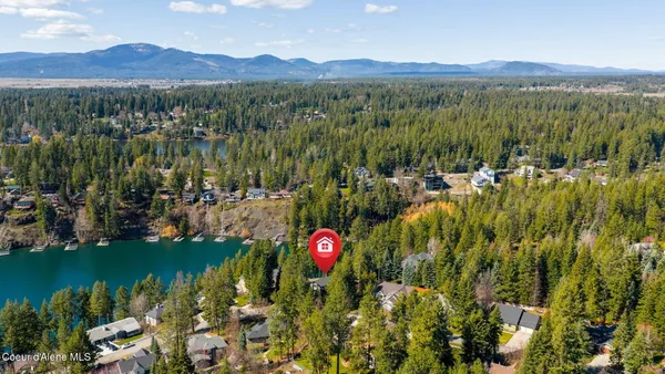 $1,385,000 | 2885 East Point Hayden Drive, Hayden Lake, ID 83835