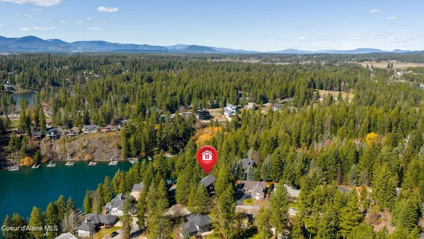 $1,385,000 | 2885 East Point Hayden Drive, Hayden Lake, ID 83835