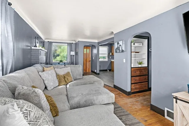 $219,900 | 2602 Sahlman Avenue, Cloquet, MN 55720